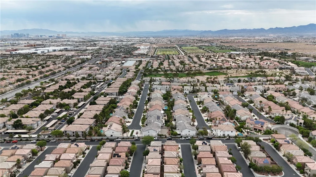 9074 Maycott, Las Vegas, NV 89148