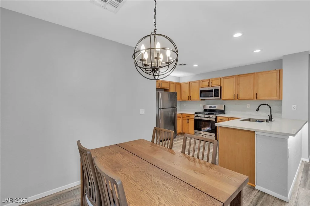 9074 Maycott, Las Vegas, NV 89148