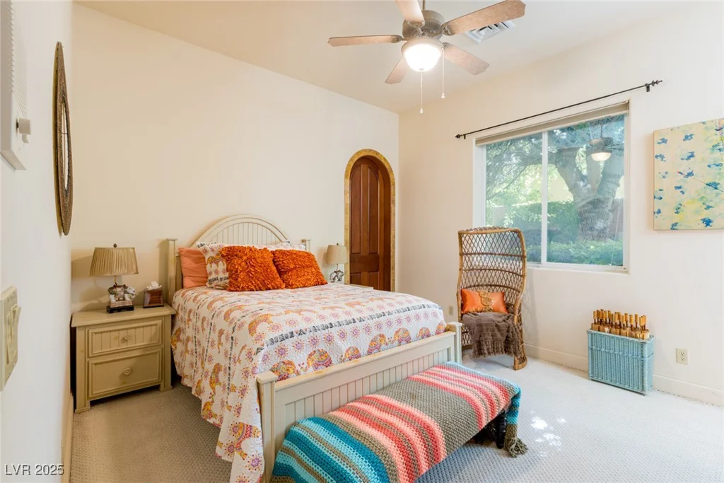 8120 Red Coach, Las Vegas, NV 89129