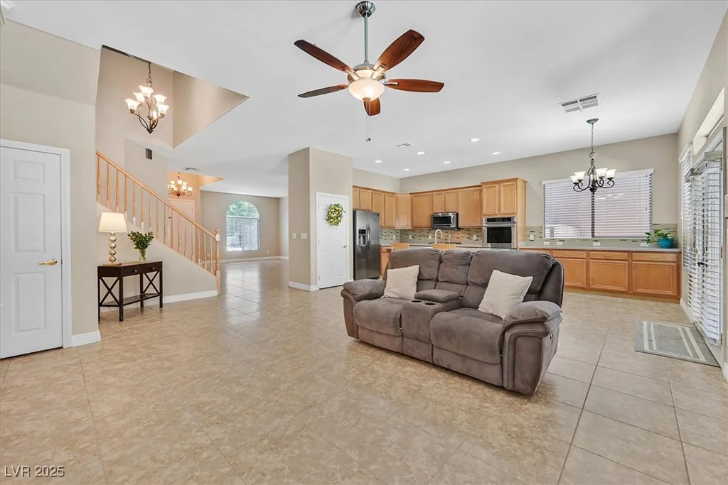 10673 Bonchester Hill, Las Vegas, NV 89141