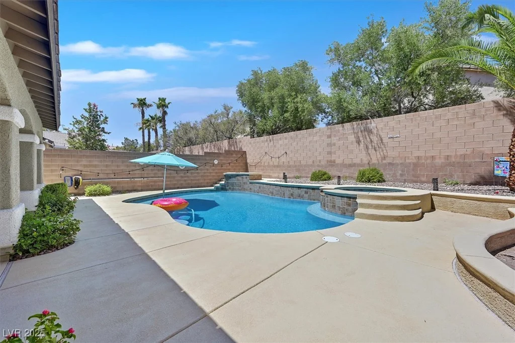10673 Bonchester Hill, Las Vegas, NV 89141