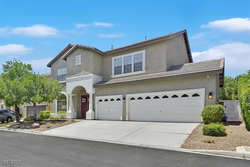 10673 Bonchester Hill, Las Vegas, NV 89141