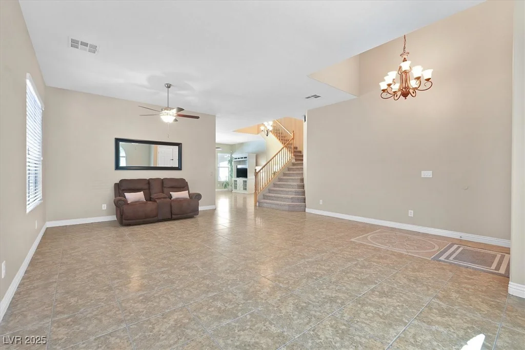 10673 Bonchester Hill, Las Vegas, NV 89141