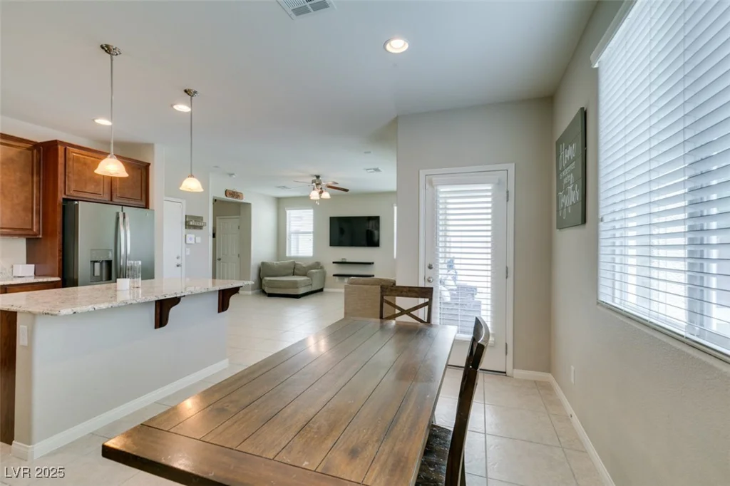 5023 Salt River, Las Vegas, NV 89139
