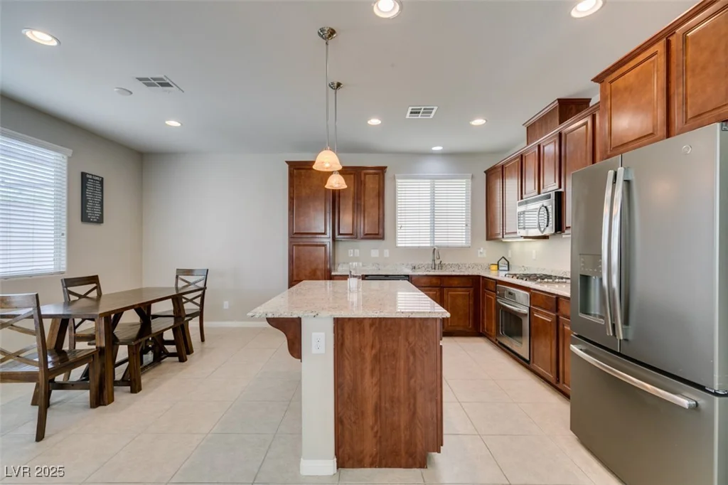 5023 Salt River, Las Vegas, NV 89139