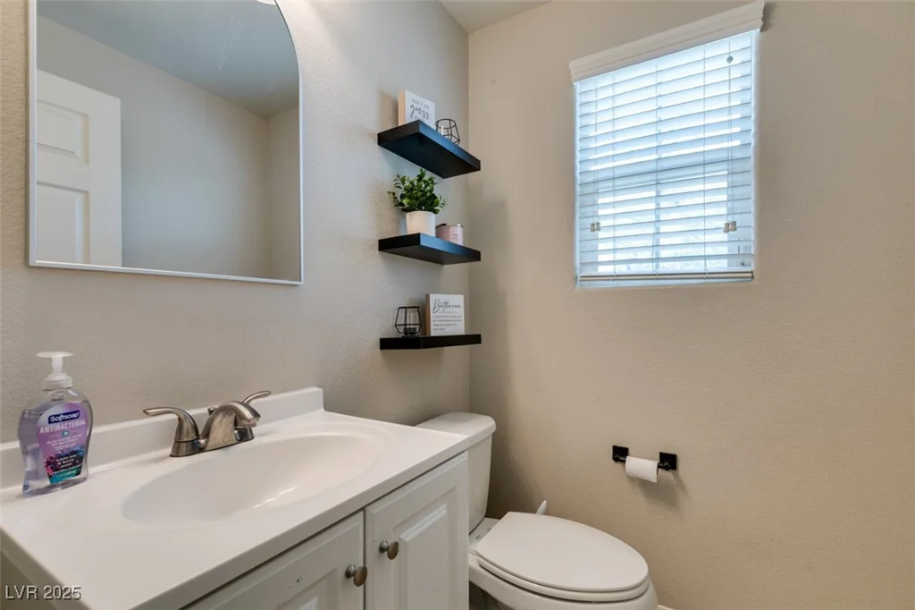 5023 Salt River, Las Vegas, NV 89139