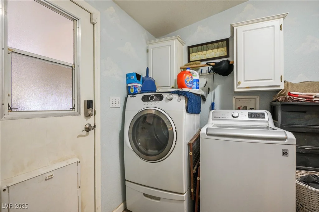 4700 Comanche, Pahrump, NV 89061