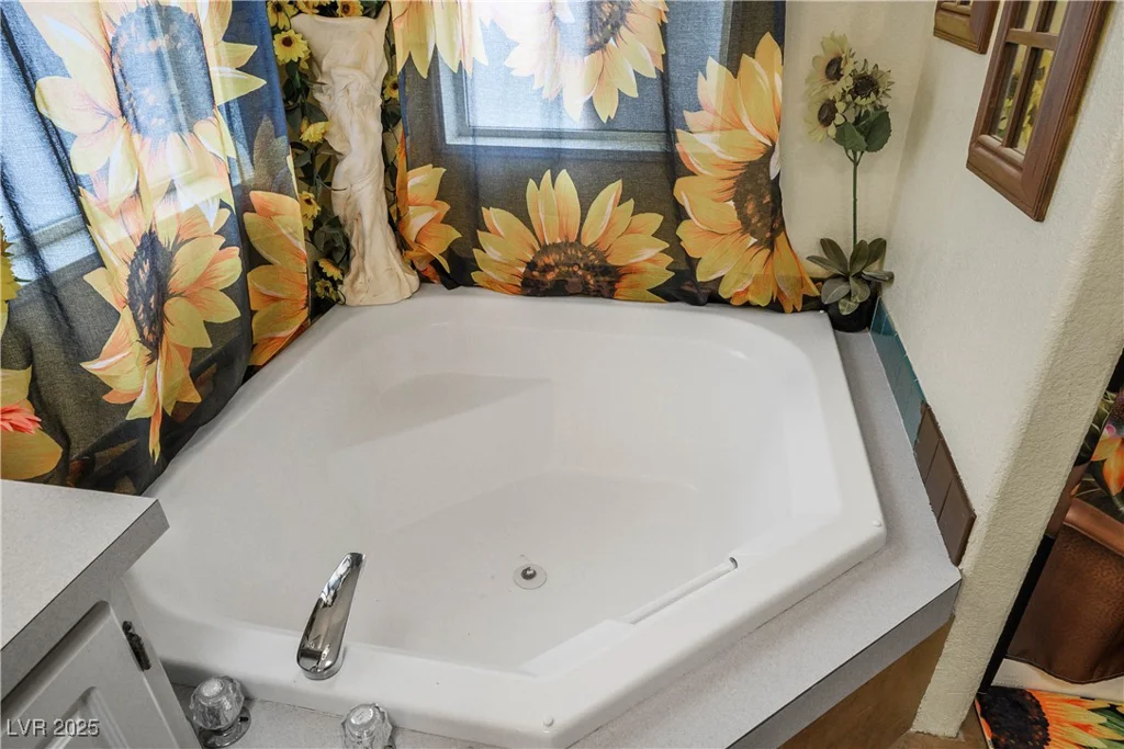 4700 Comanche, Pahrump, NV 89061
