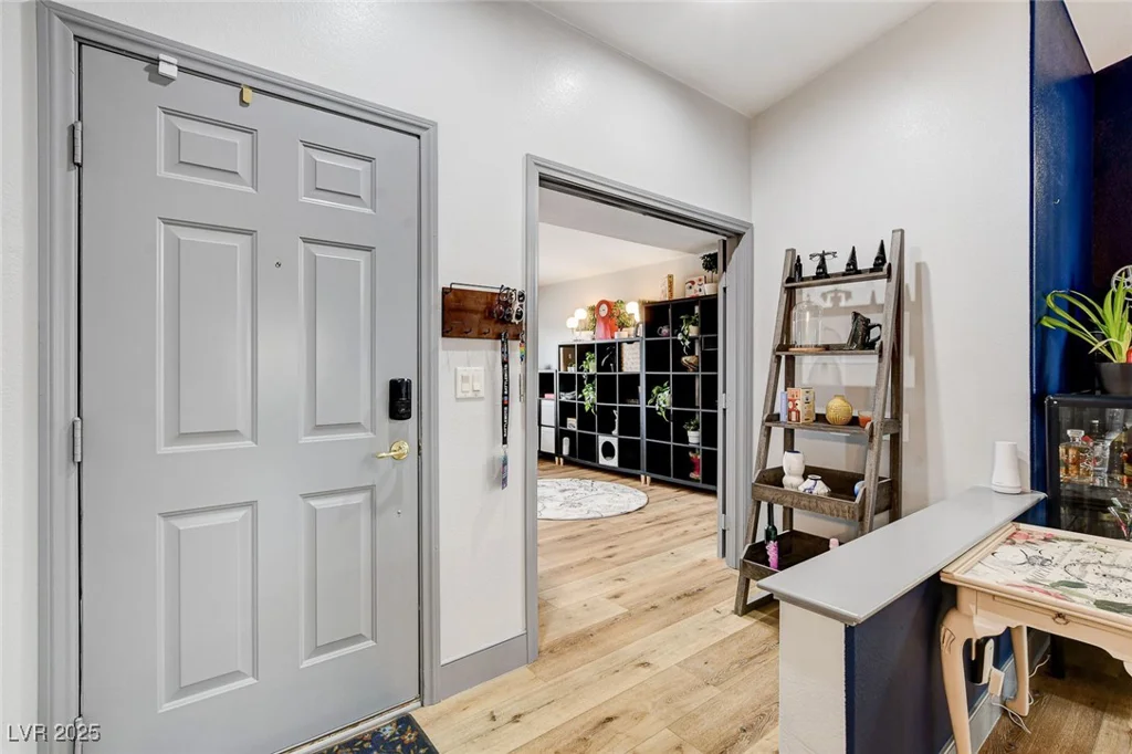 8926 Termoli, Las Vegas, NV 89123