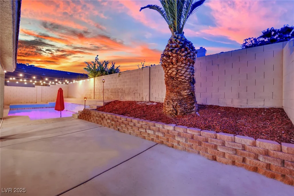 5509 Rose Thicket, Las Vegas, NV 89130