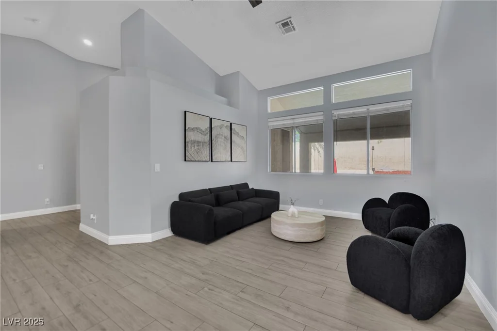 5509 Rose Thicket, Las Vegas, NV 89130