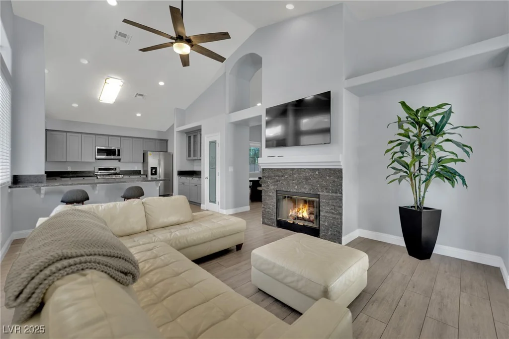 5509 Rose Thicket, Las Vegas, NV 89130