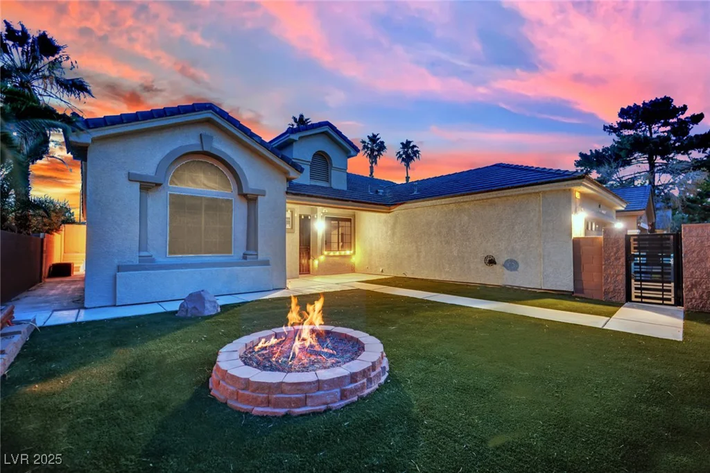 5509 Rose Thicket, Las Vegas, NV 89130