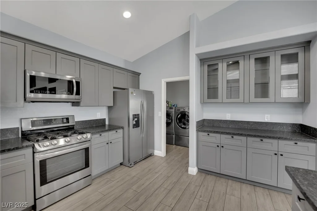 5509 Rose Thicket, Las Vegas, NV 89130