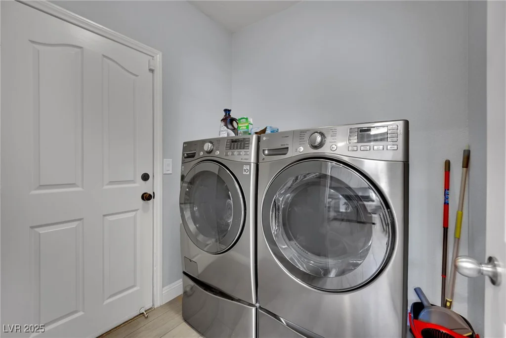 5509 Rose Thicket, Las Vegas, NV 89130
