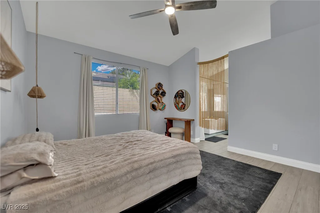 5509 Rose Thicket, Las Vegas, NV 89130