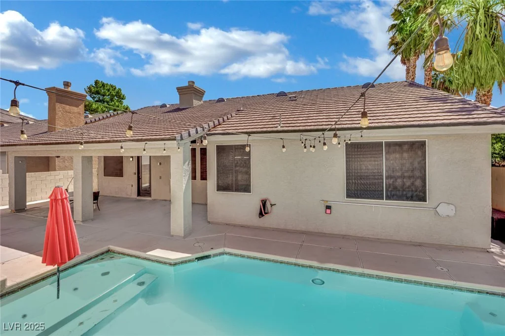 5509 Rose Thicket, Las Vegas, NV 89130