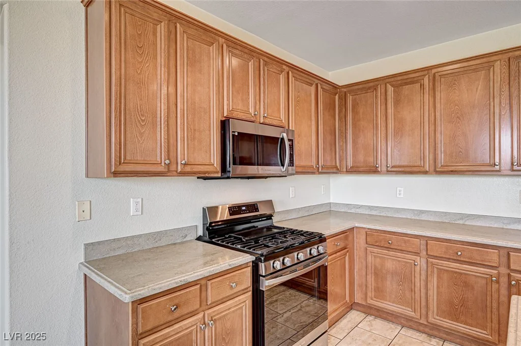 6808 Mystic Plain, Las Vegas, NV 89149
