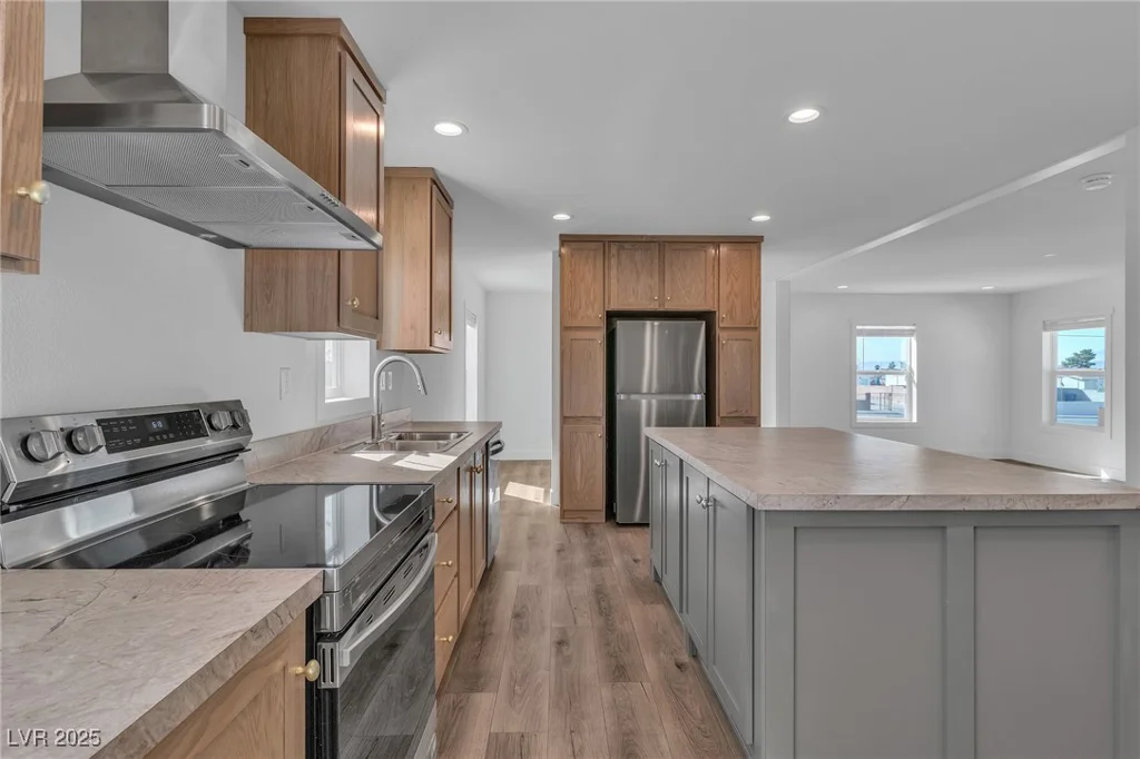 6138 Carey, Las Vegas, NV 89156