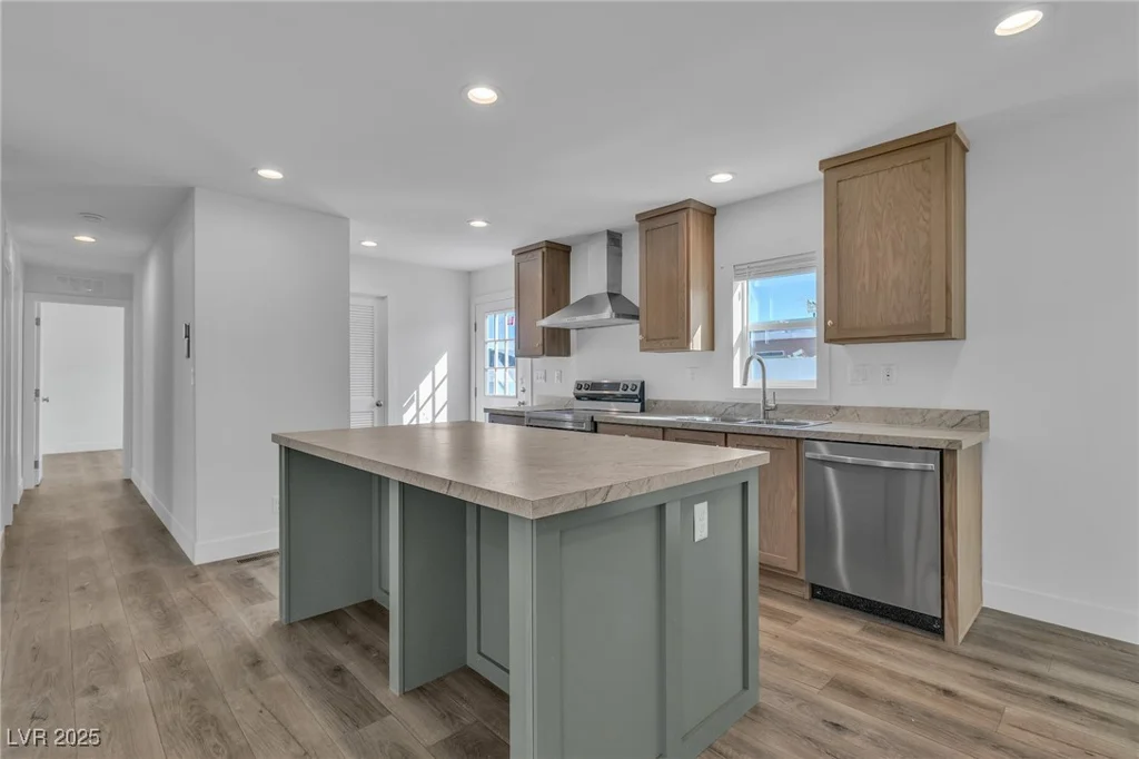 6138 Carey, Las Vegas, NV 89156