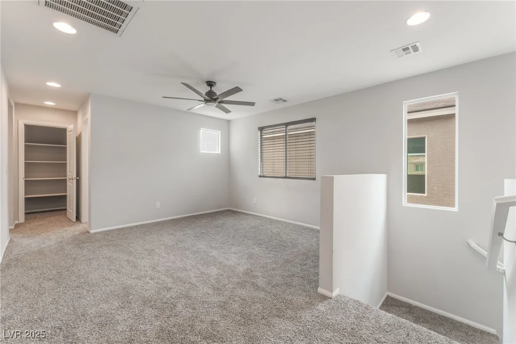 6625 Evander, North Las Vegas, NV 89086