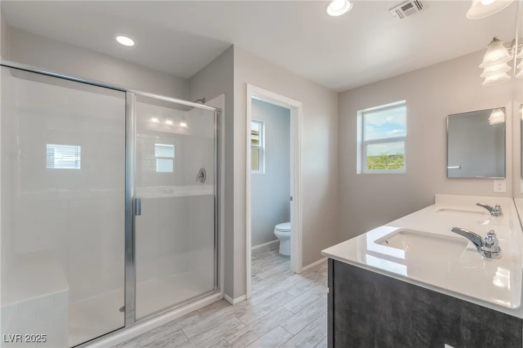 6625 Evander, North Las Vegas, NV 89086
