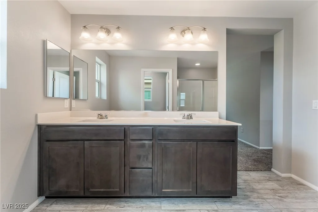 6625 Evander, North Las Vegas, NV 89086