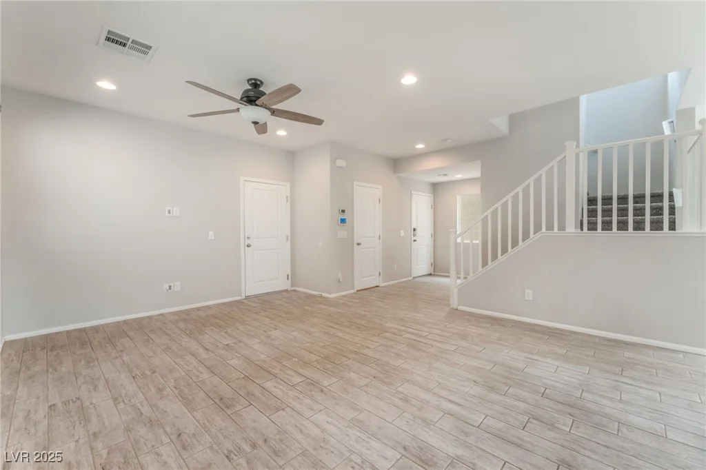 6625 Evander, North Las Vegas, NV 89086