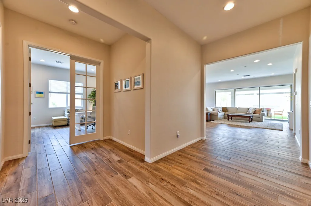 10972 Dixie Johnson, Las Vegas, NV 89166
