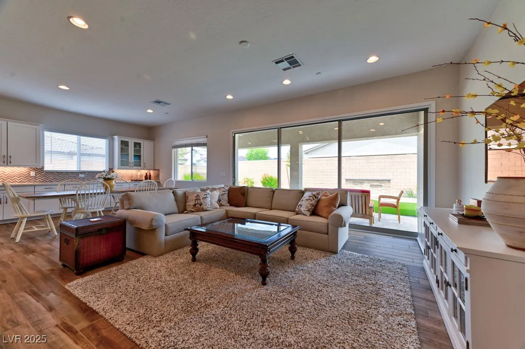 10972 Dixie Johnson, Las Vegas, NV 89166