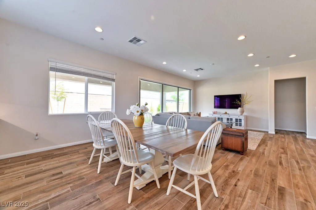10972 Dixie Johnson, Las Vegas, NV 89166