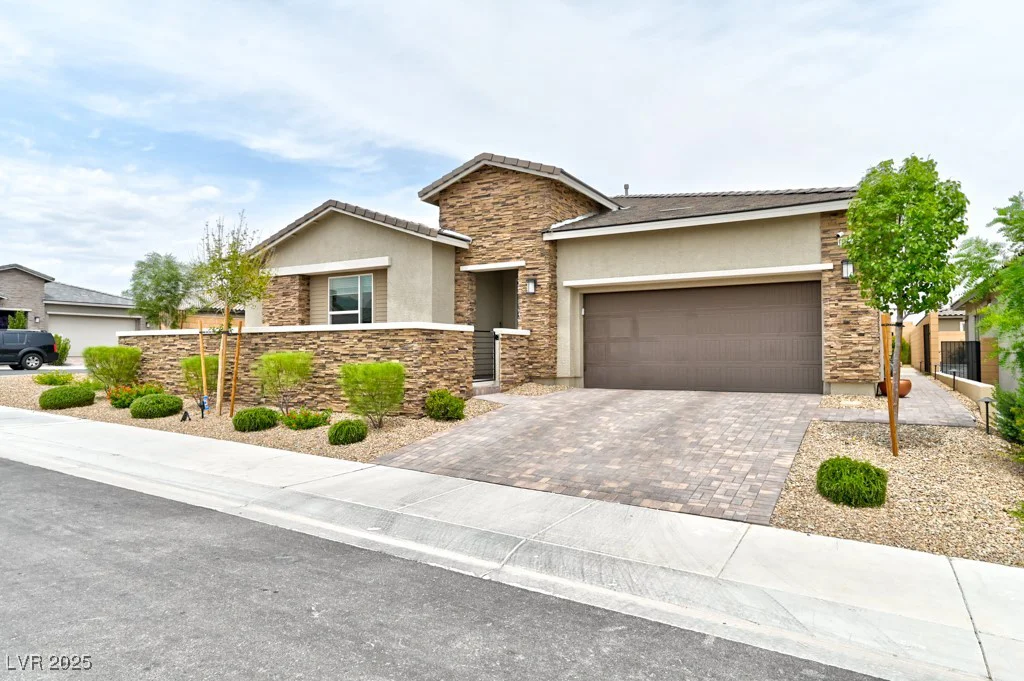 10972 Dixie Johnson, Las Vegas, NV 89166