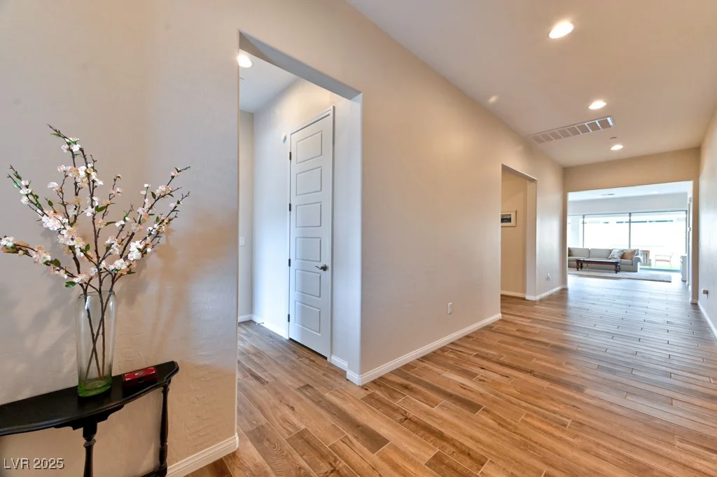 10972 Dixie Johnson, Las Vegas, NV 89166