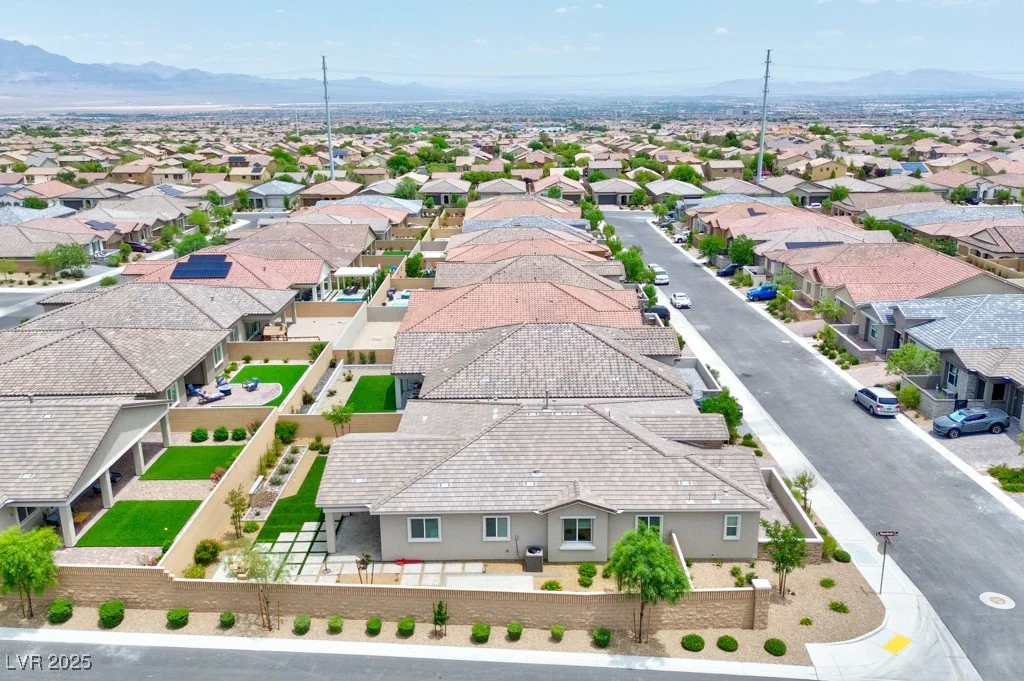 10972 Dixie Johnson, Las Vegas, NV 89166