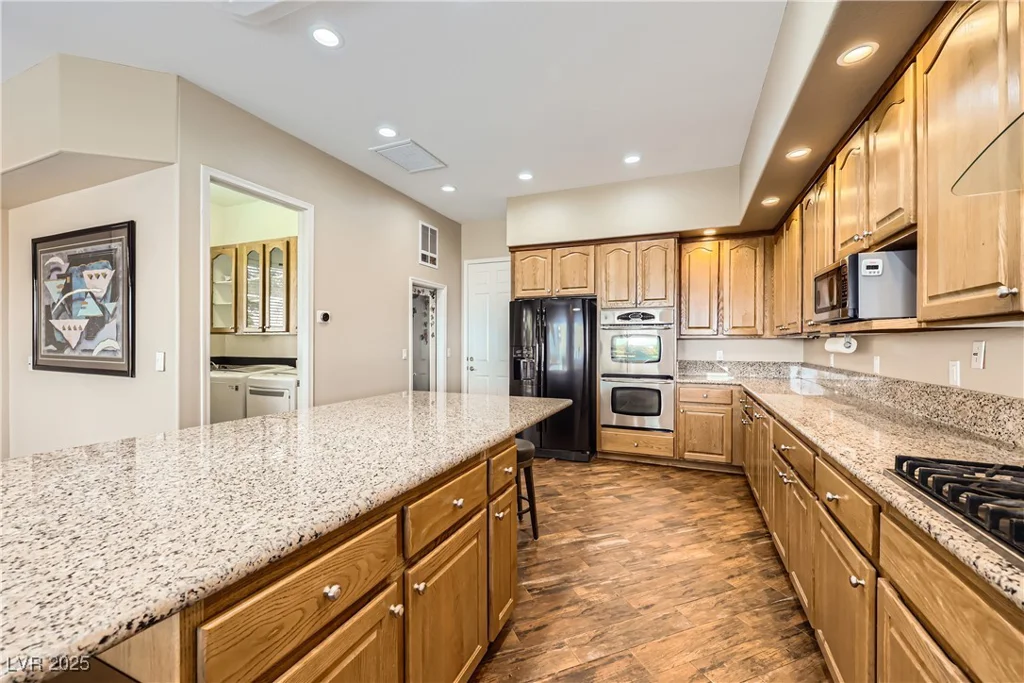 1637 Wellington Springs, Henderson, NV 89052