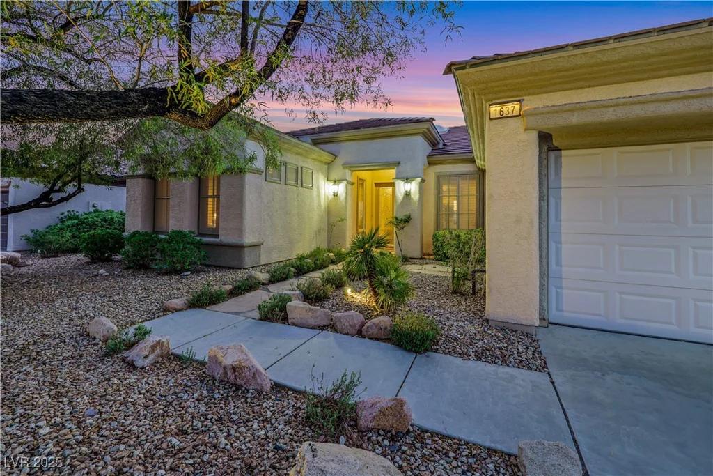 1637 Wellington Springs, Henderson, NV 89052