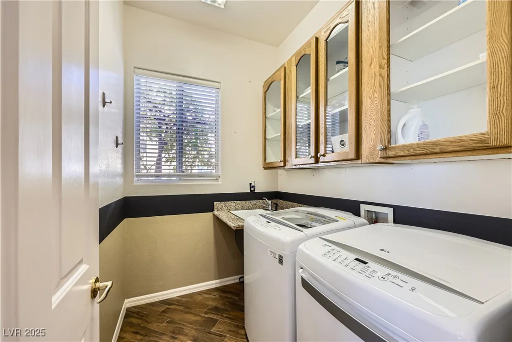 1637 Wellington Springs, Henderson, NV 89052