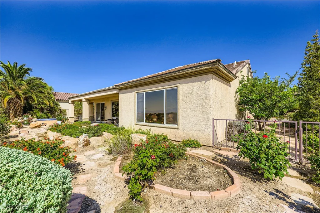 1637 Wellington Springs, Henderson, NV 89052