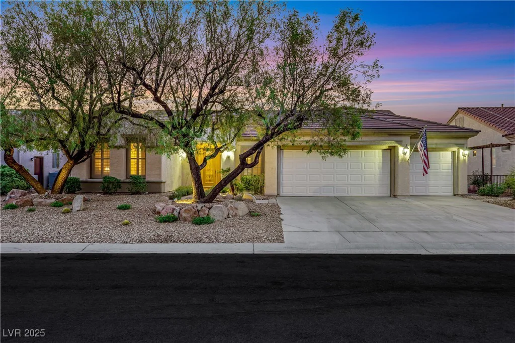 1637 Wellington Springs, Henderson, NV 89052
