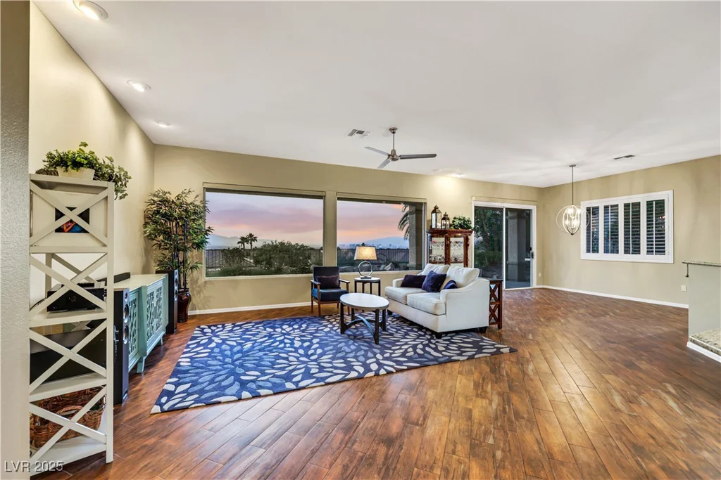 1637 Wellington Springs, Henderson, NV 89052