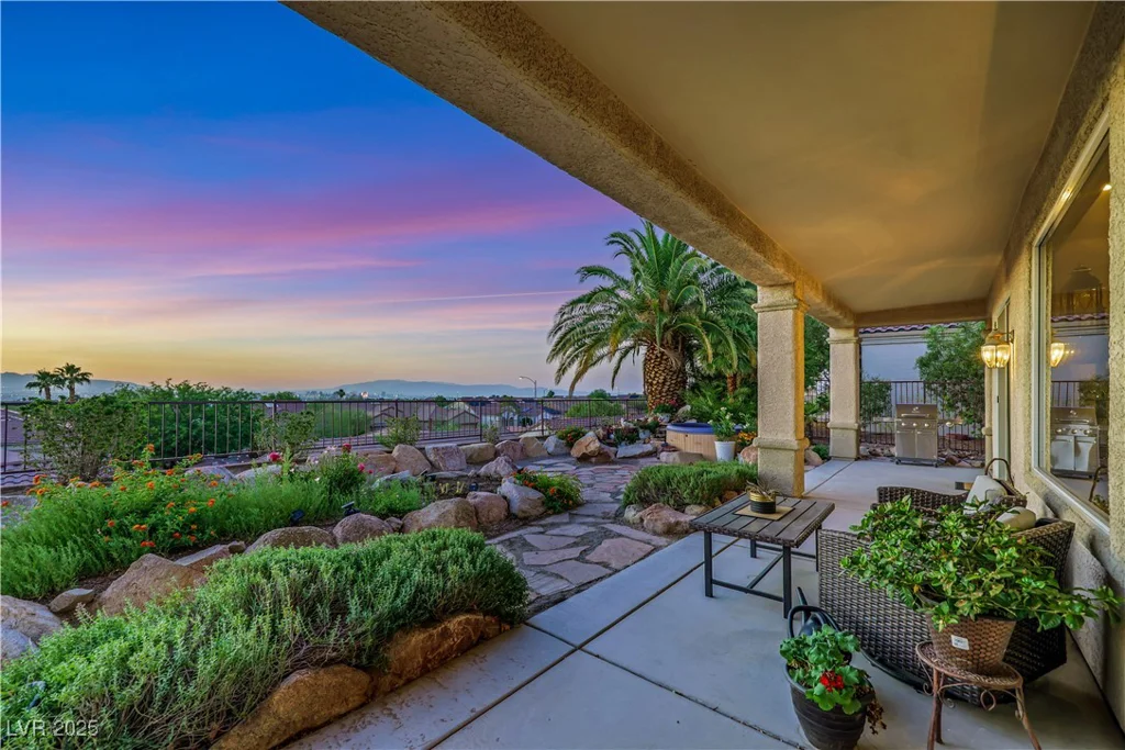 1637 Wellington Springs, Henderson, NV 89052