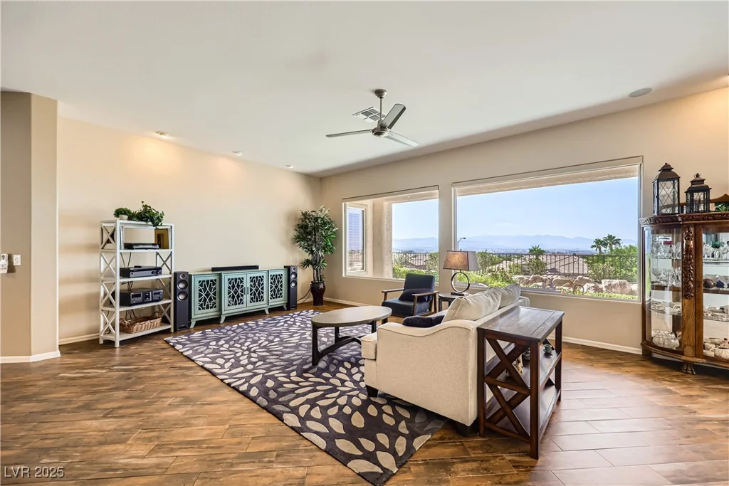 1637 Wellington Springs, Henderson, NV 89052