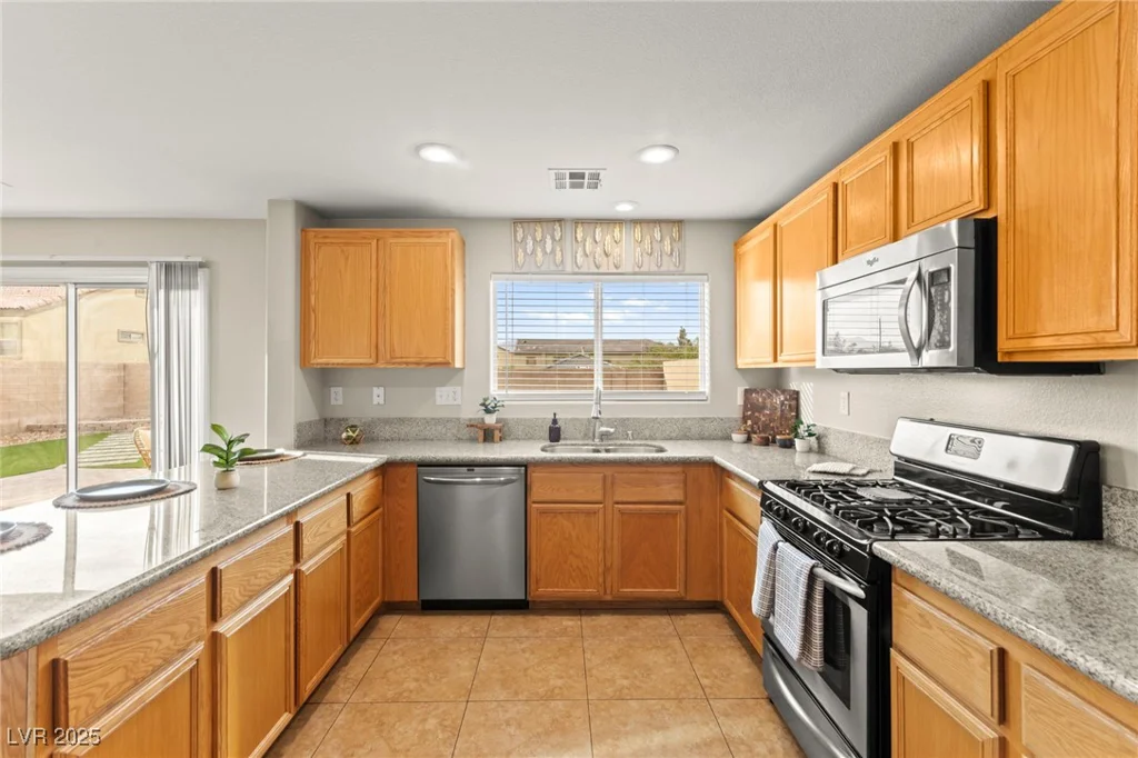 3524 Colby Creek, North Las Vegas, NV 89081