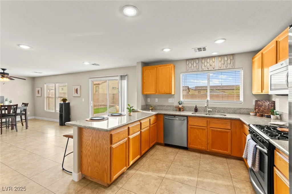 3524 Colby Creek, North Las Vegas, NV 89081