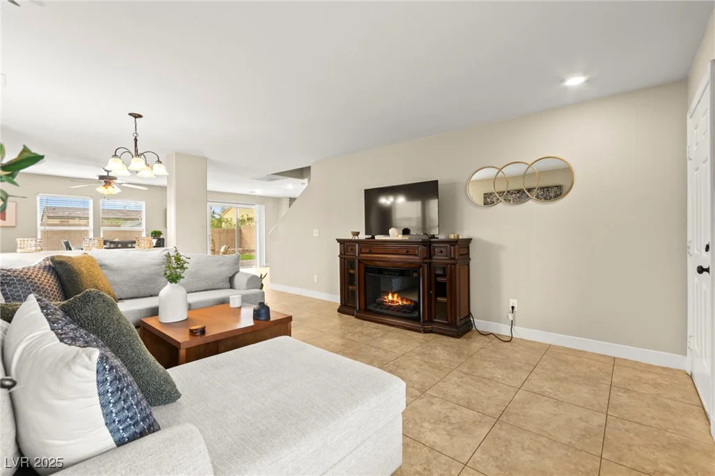 3524 Colby Creek, North Las Vegas, NV 89081