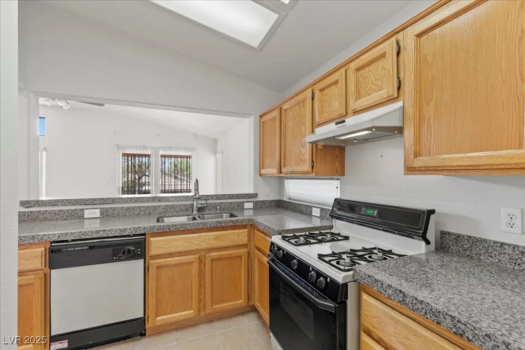 2154 Eagle Sticks, Henderson, NV 89012