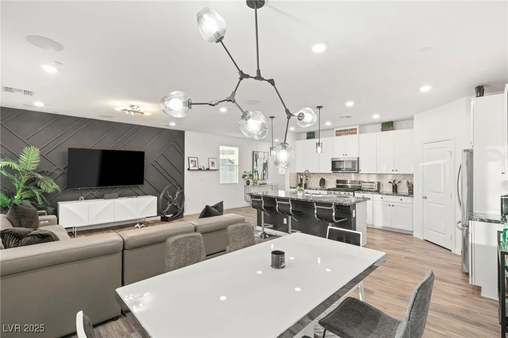 2833 Sangro, Henderson, NV 89044