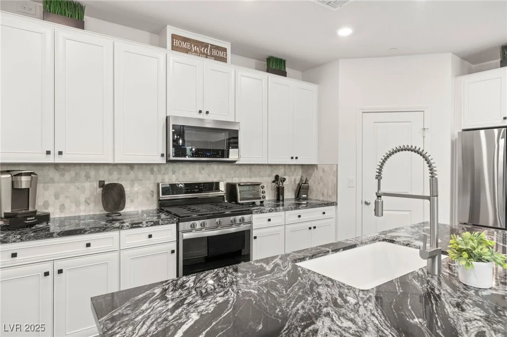 2833 Sangro, Henderson, NV 89044