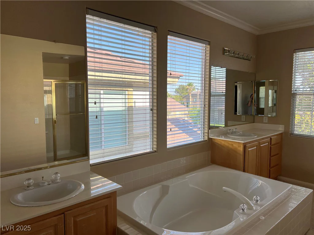 11004 Mount Royal, Las Vegas, NV 89144