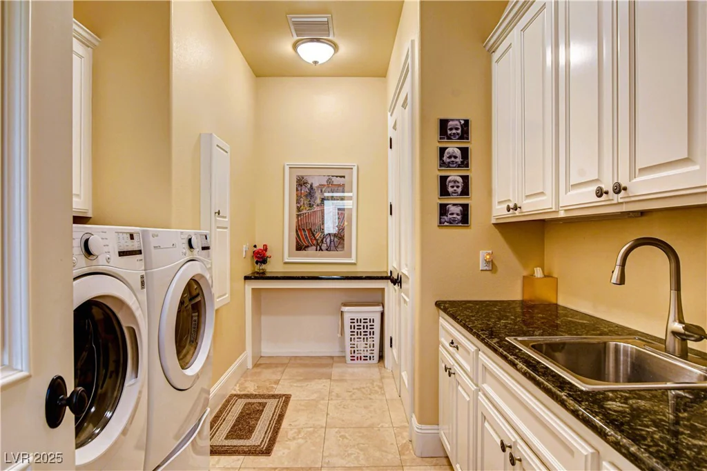 890 Moonstone, Boulder City, NV 89005